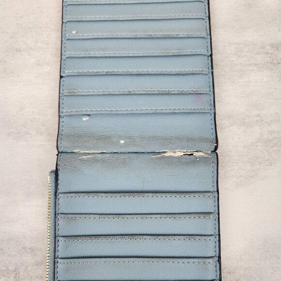 LightâSky Blue 20 Slot Card Holder With Zippered Pouch - Picture 5 of 8